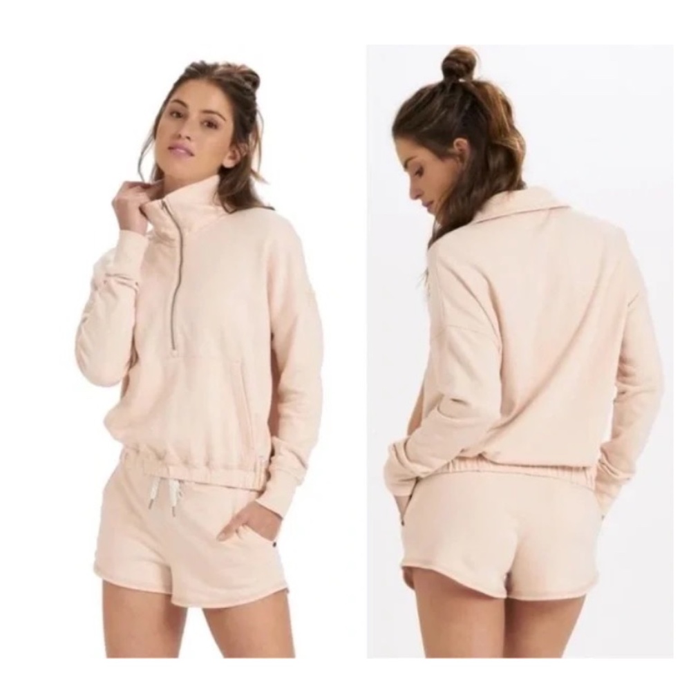 Vuori Women's Cream Sweatshirt